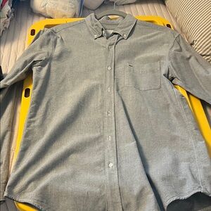 Lacoste Men's Casual Gray Button-Down Shirt